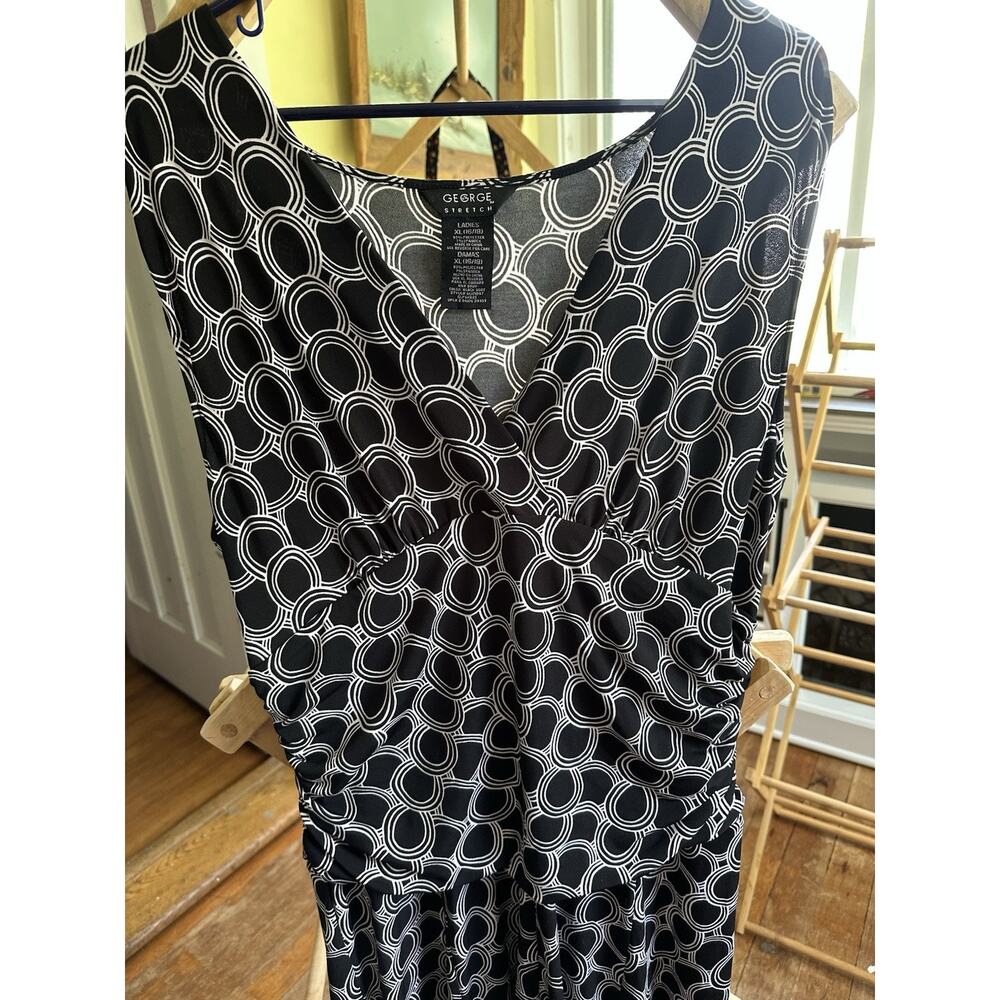 George Stretchy Woman’s 16/18 Summer Dress - Picture 3 of 4